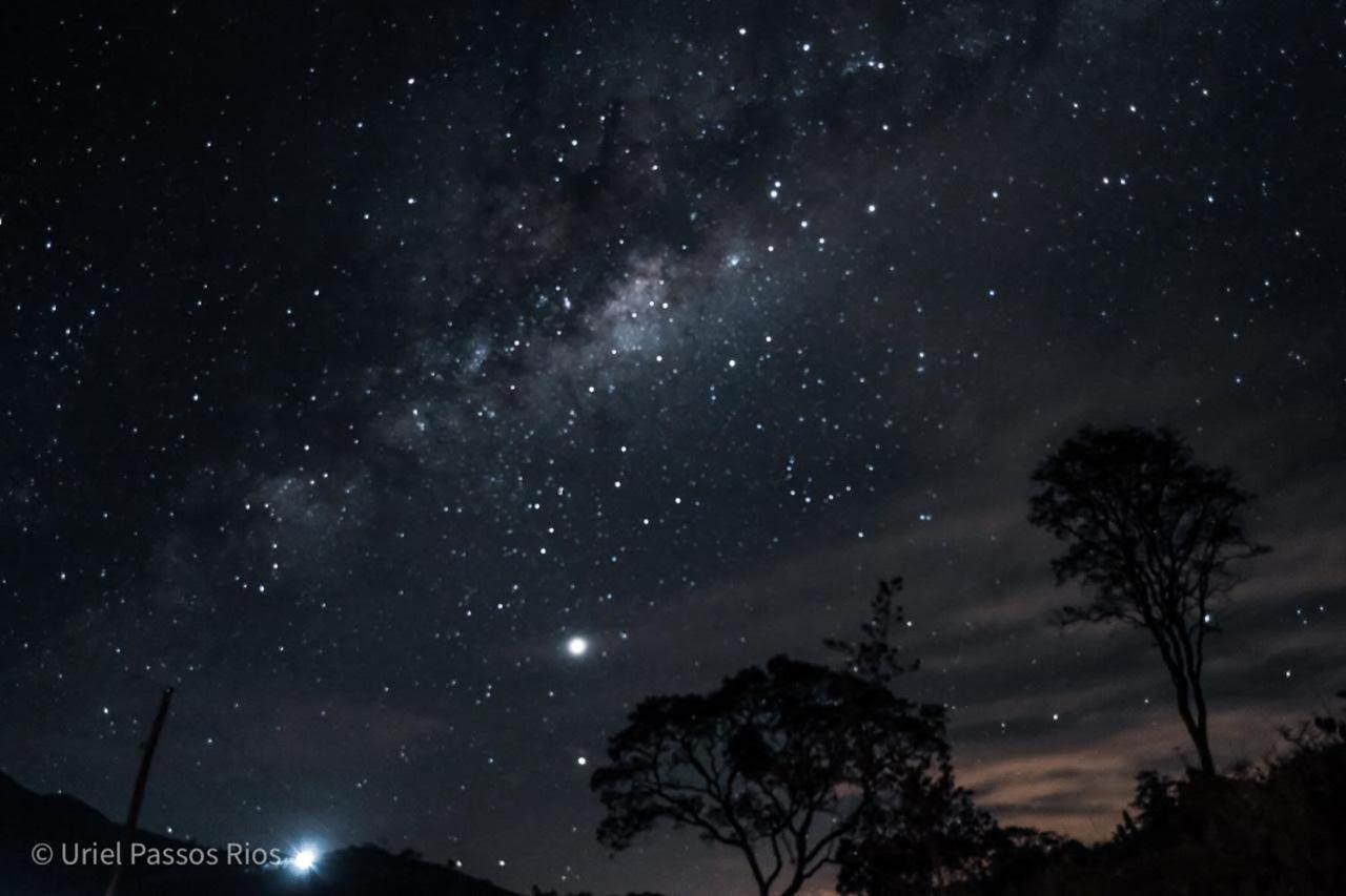 Bangalo Luxo Entre Lindas Cachoeiras Baependi Buitenkant foto